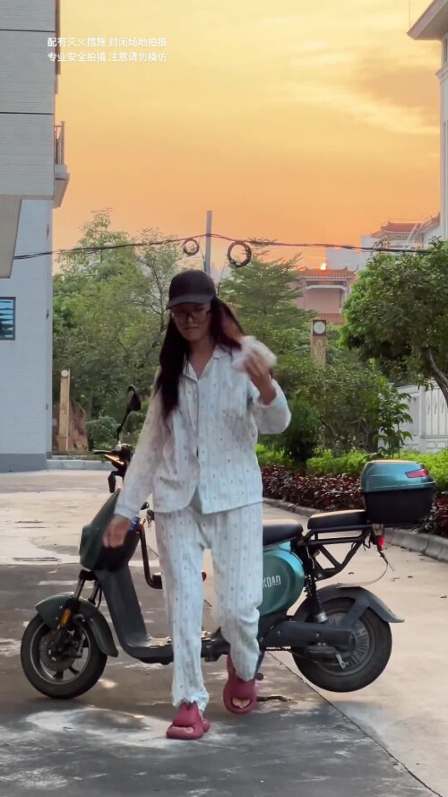 ---1080Pe5544b9d869f1454.mp4